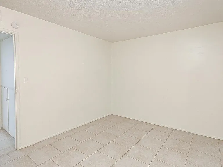 3172 Shelley St #3172 — Photo 5