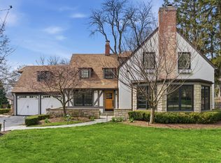 2015 Hillside Dr, Columbus, OH 43221