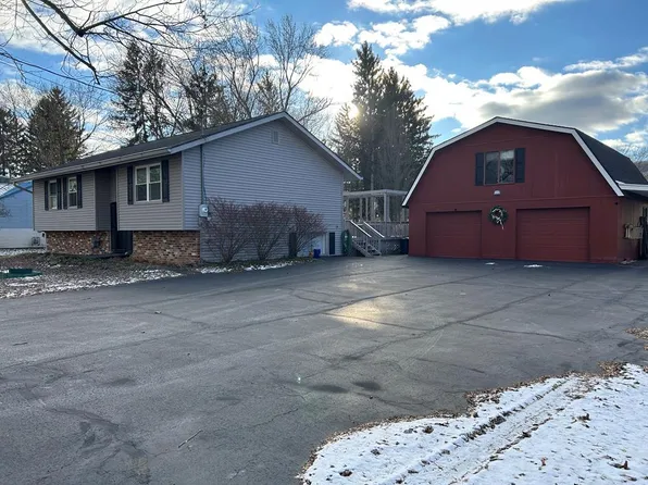 3521 Michigan Ave, Elmira, NY 14903