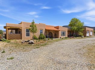 1127 Calle Del Oso, Taos, NM 87571