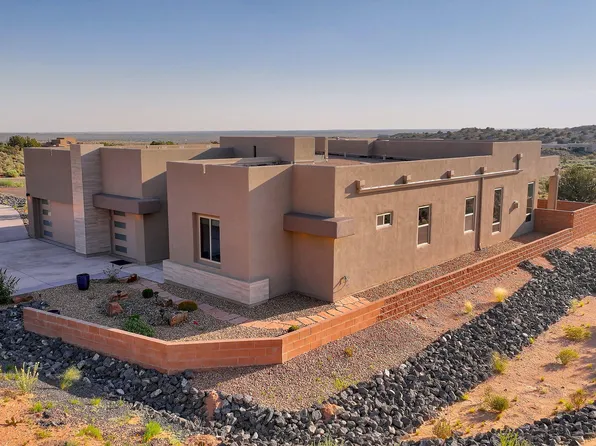 5825 Ridgeline Pl NE, Rio Rancho, NM 87144