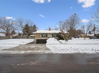 120 Islington Ave, Kitchener, ON N2B1P4