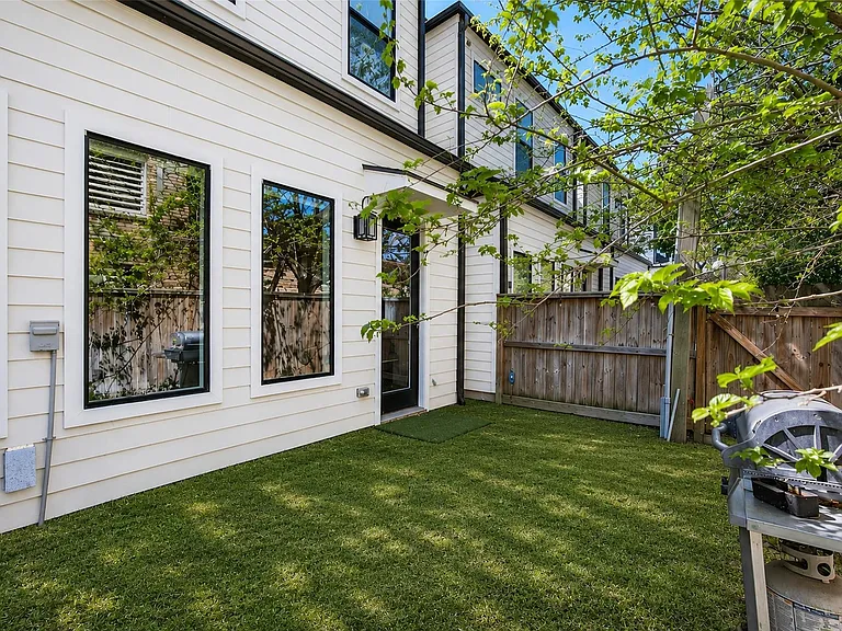 4744 Aftonshire Dr — Photo 26