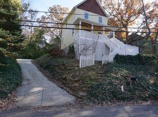 97 Santee St, Asheville, NC 28801