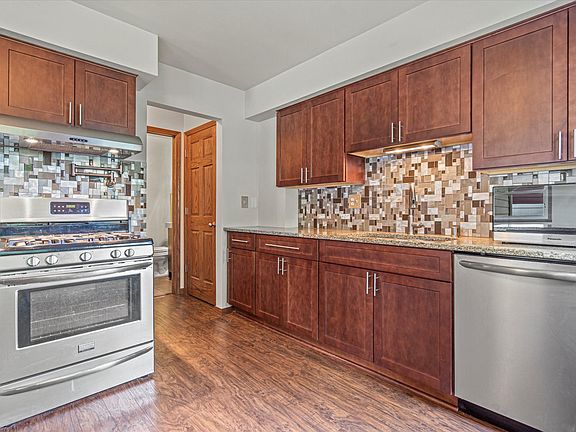 4th image of 6897 S Juniper Dr