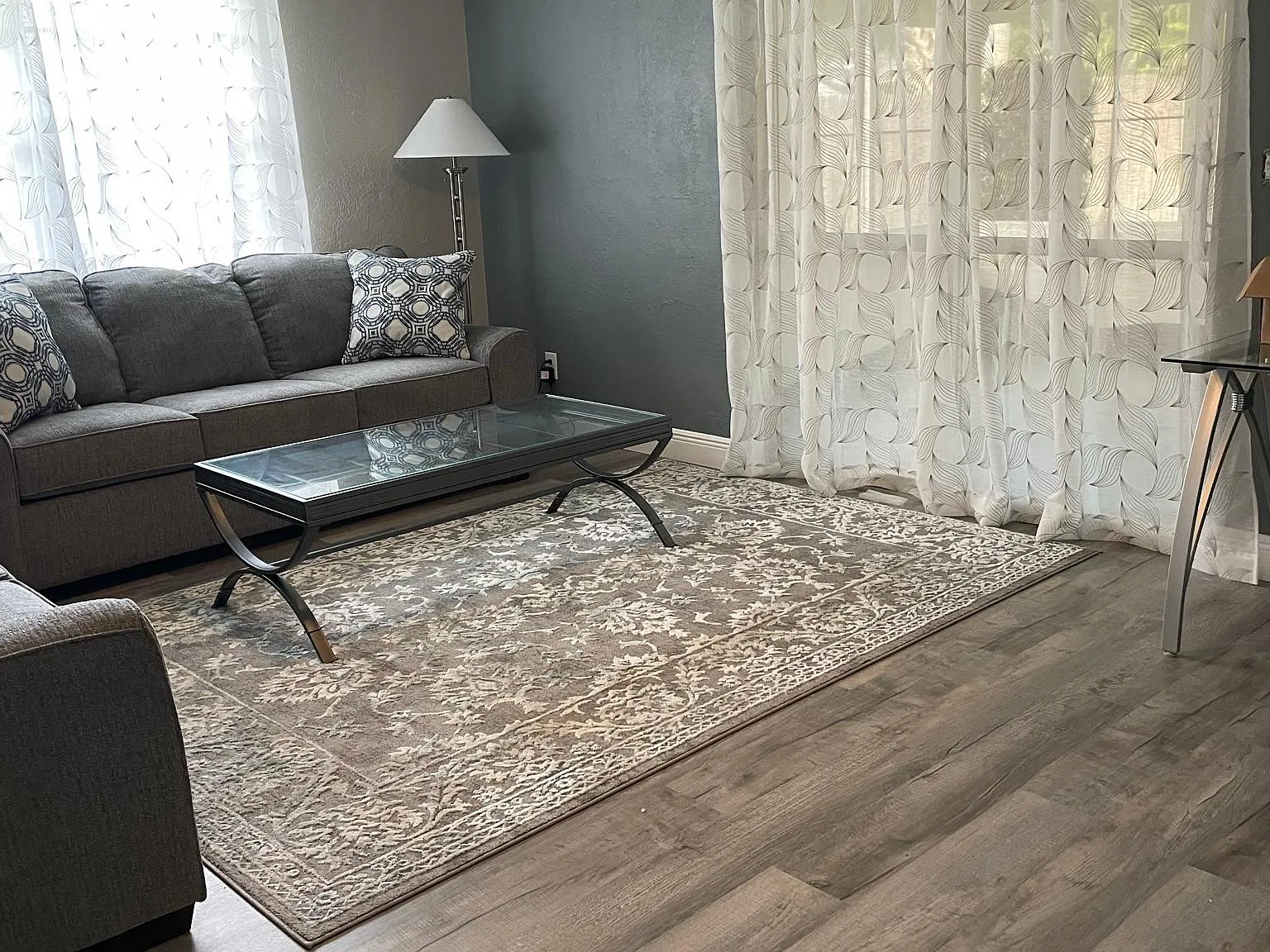 3 bed, 1166 sqft, $2,195 — Photo 3