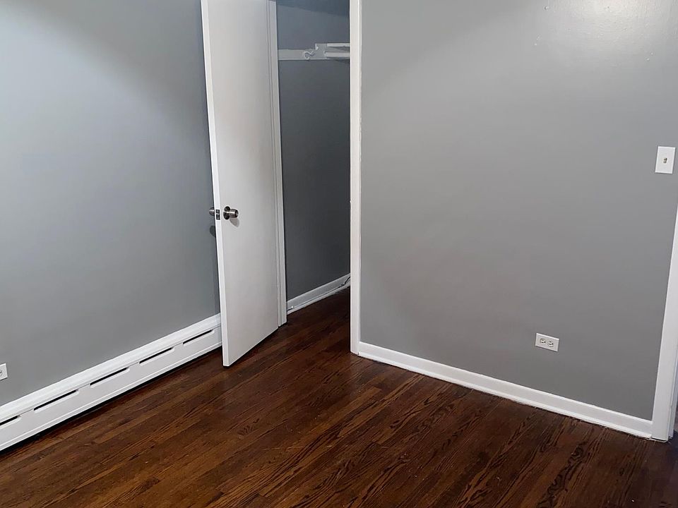2nd image of 10016 S Western Ave