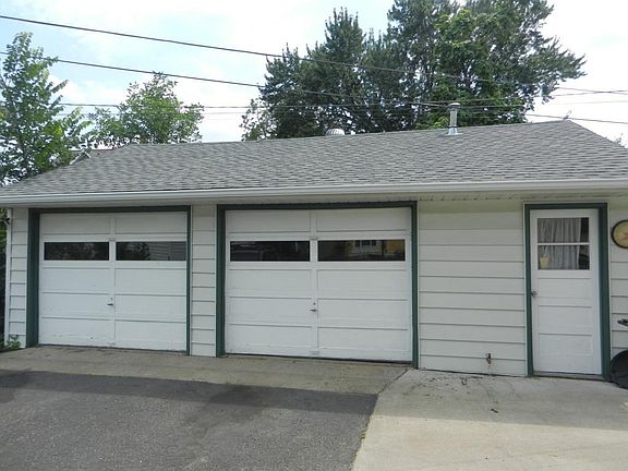 2nd image of 1022 20th Ave NE