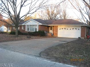 200 S West St, Mc Lean, IL