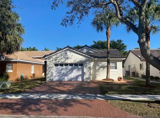 19653 NW 87th Ct #19653, Hialeah, FL 33018