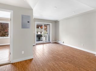 19011 Hillside Ave #304, Hollis, NY 11423