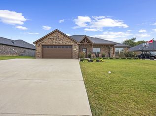 107 Fountain Mdws, Pottsboro, TX 75076