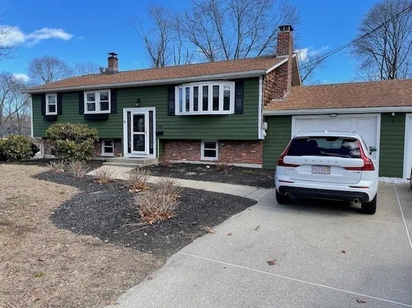 1233 Pleasant St, Weymouth, MA 02189