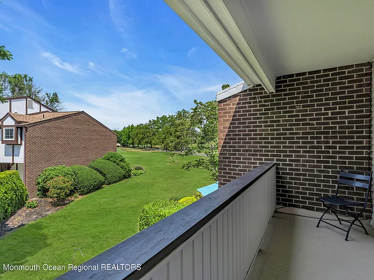 15 Linden Dr — Photo 20