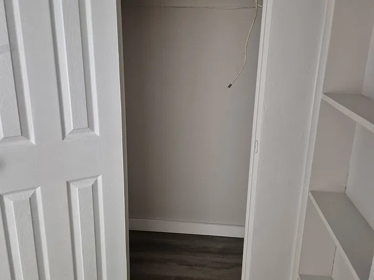 2117 Barcelona Dr — Photo 29