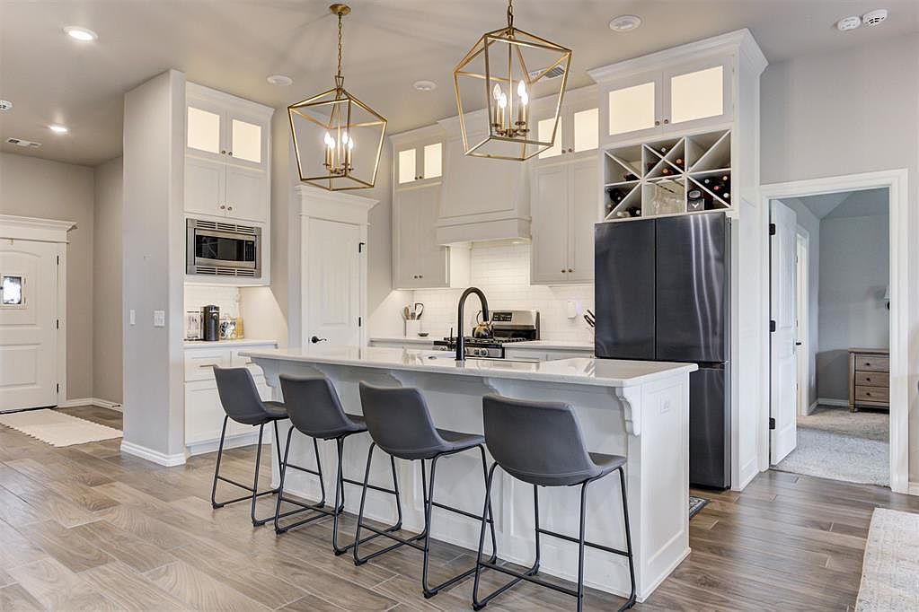 9220 NW 92nd St, Yukon, OK 73099 | Zillow