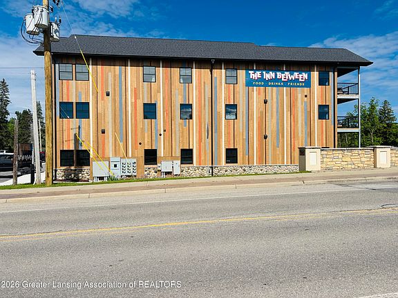 2nd image of 6064 River St #301