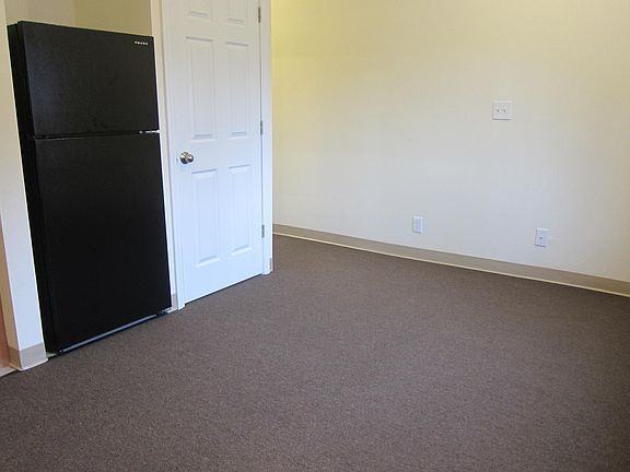 5th image of 1050 Hancock St #2