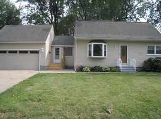 2039 Linwood Ave, Erie, PA 16510