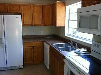 5th image of 4518 S Hale Ave
