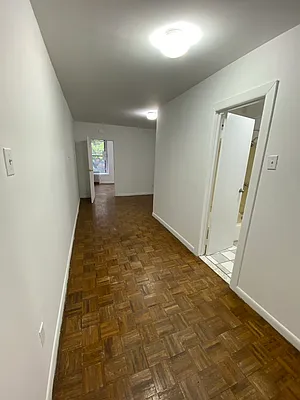 Rented by Peter R. Hungerford, LREB | media 2