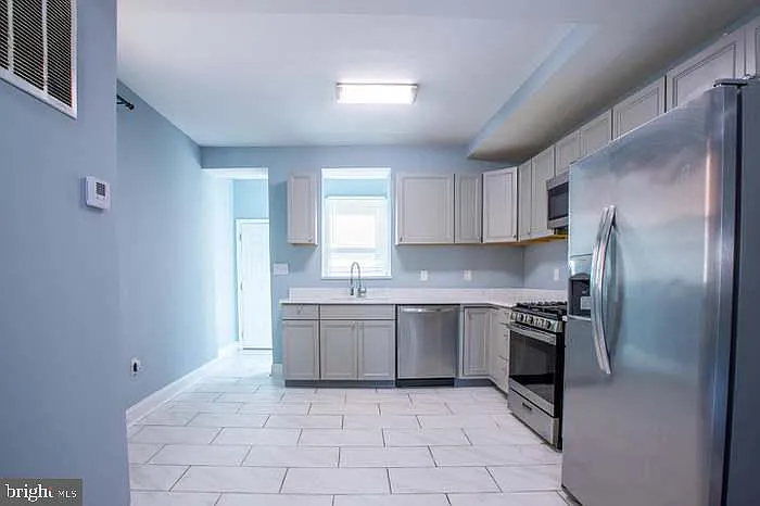 4013 Edmondson Ave — Photo 6
