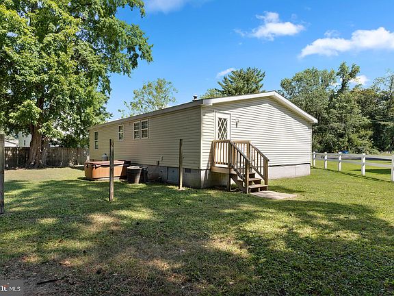 5th image of 116 Pine Dr