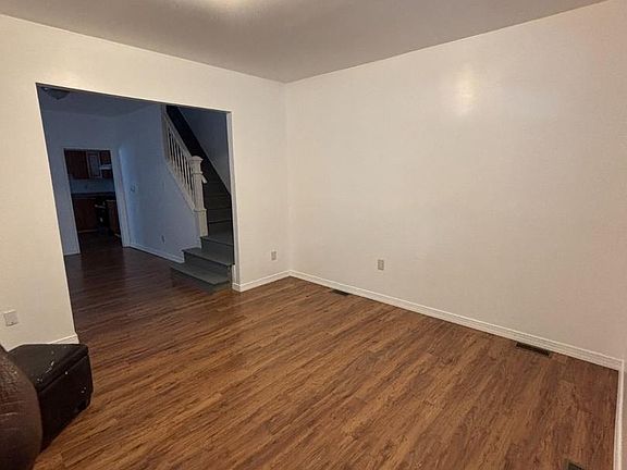 5th image of 80 Race St