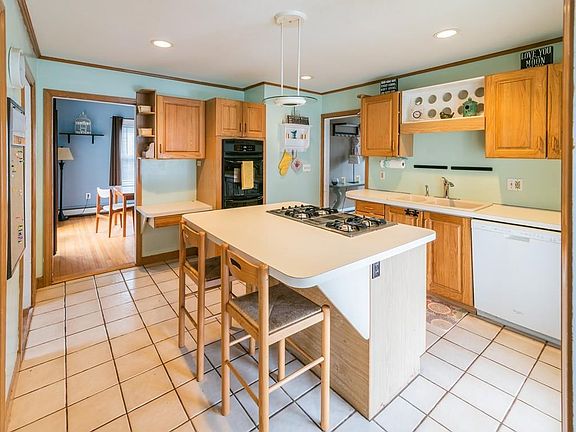 5th image of 38 Kinsley St