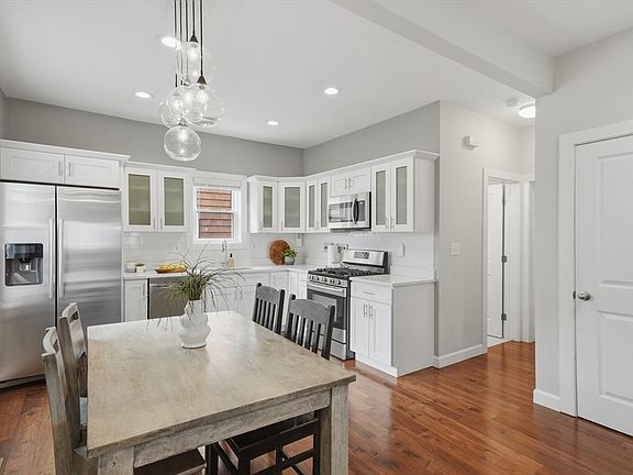 3rd image of 29 Knowlton St #1