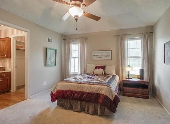 5th image of 11305 Minor Dr APT 7