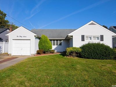 1037 Olympia Road, Bellmore, NY, 11710