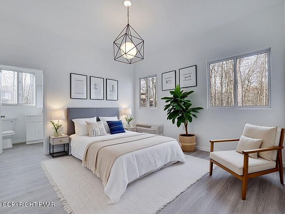 3rd image of 9406 Juniper Dr