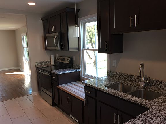 Kitchen granite counter top