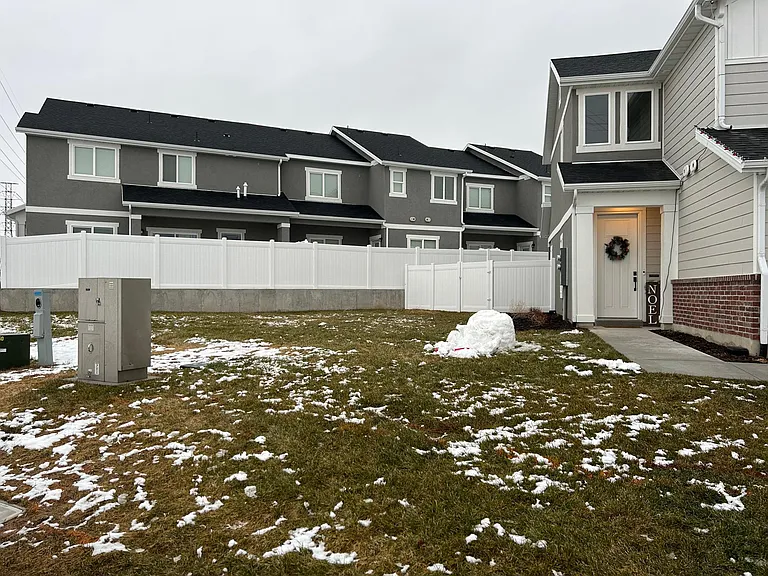 4238 W Kodachrome Ln — Photo 2