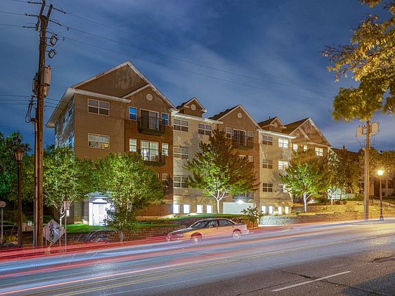 2nd image of 500 W Franklin Ave APT 105