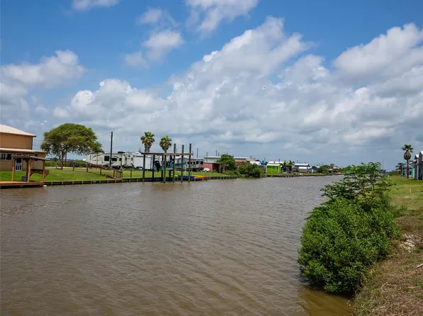 25890 Fm 457, Bay City, TX 77414