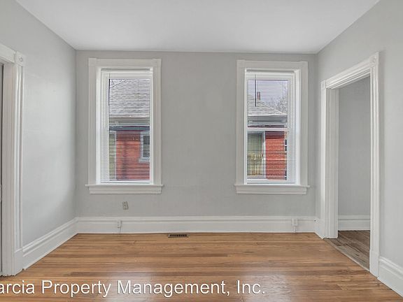3rd image of 4921 Magnolia Ave #4925A