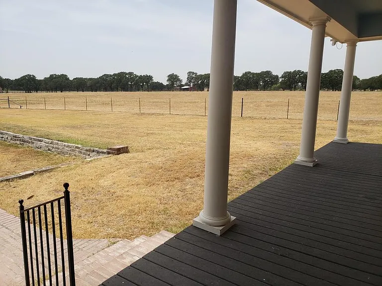 1227 W Denton Rd — Photo 9