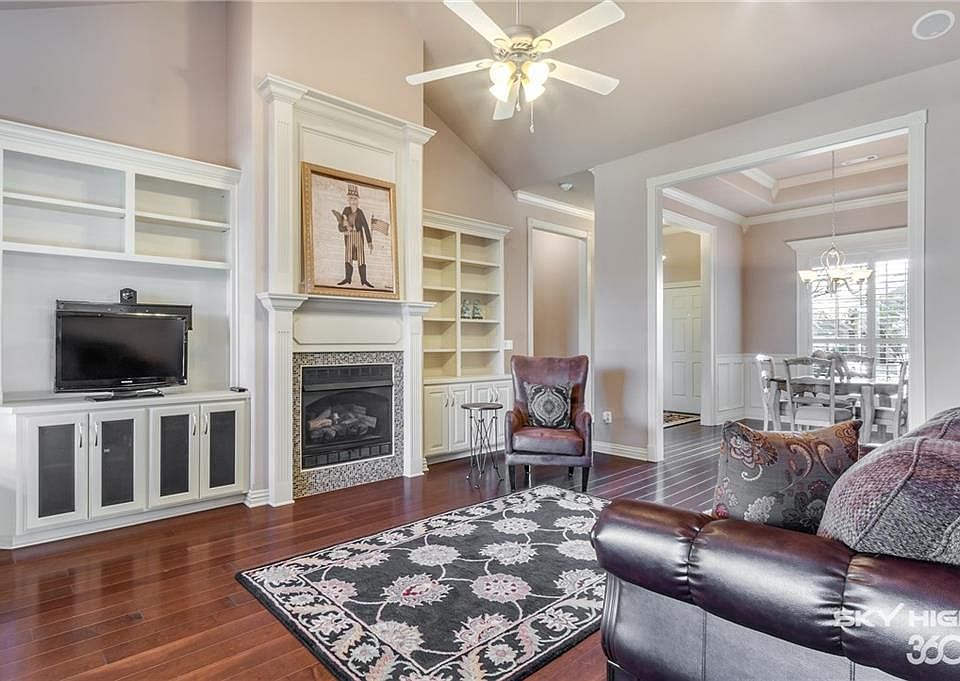 1st image of 6511 W Hearth Falls Dr
