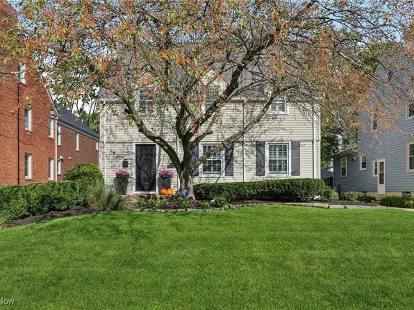 21348 Stratford Ave, Rocky River, OH 44116