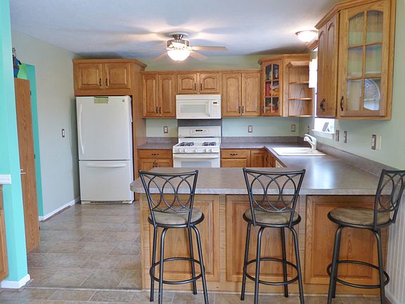 Spacious kitchen