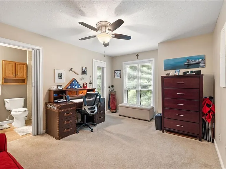 525 Warm Springs Cir — Photo 13