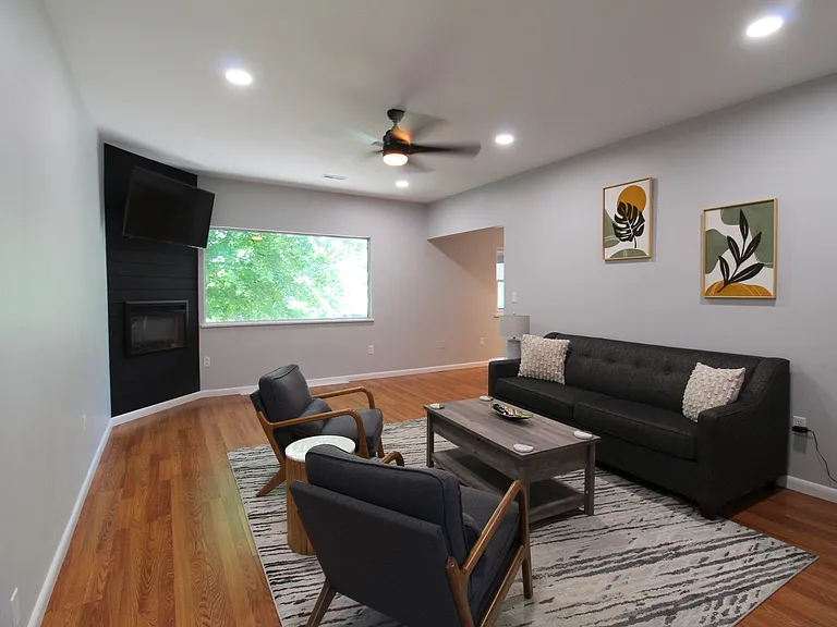 221 Alleghany Dr — Photo 14