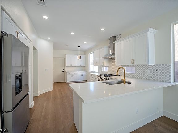 4th image of 1832 Spring Summit Ln