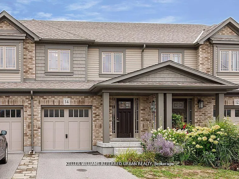 14 Foley Cres — Photo 2