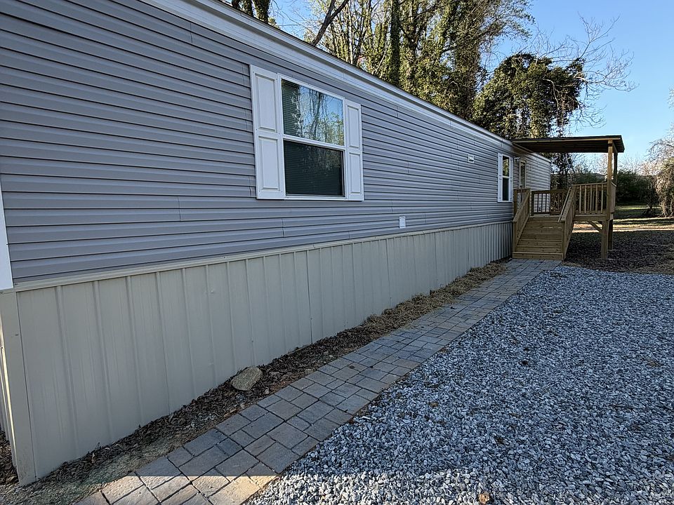 1st image of 2551 Dana Dr