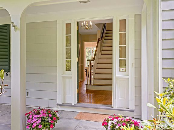 5th image of 21 Hickory Drive