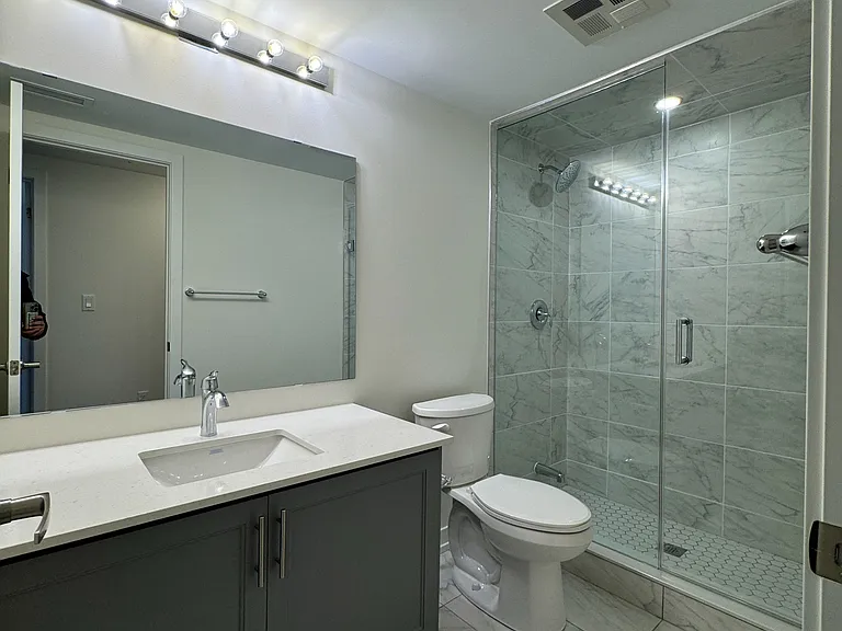58 Elizabeth St S #2108 — Photo 12