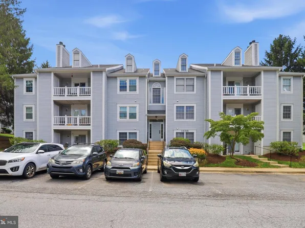12216 Eagles Nest Ct APT J, Germantown, MD 20874